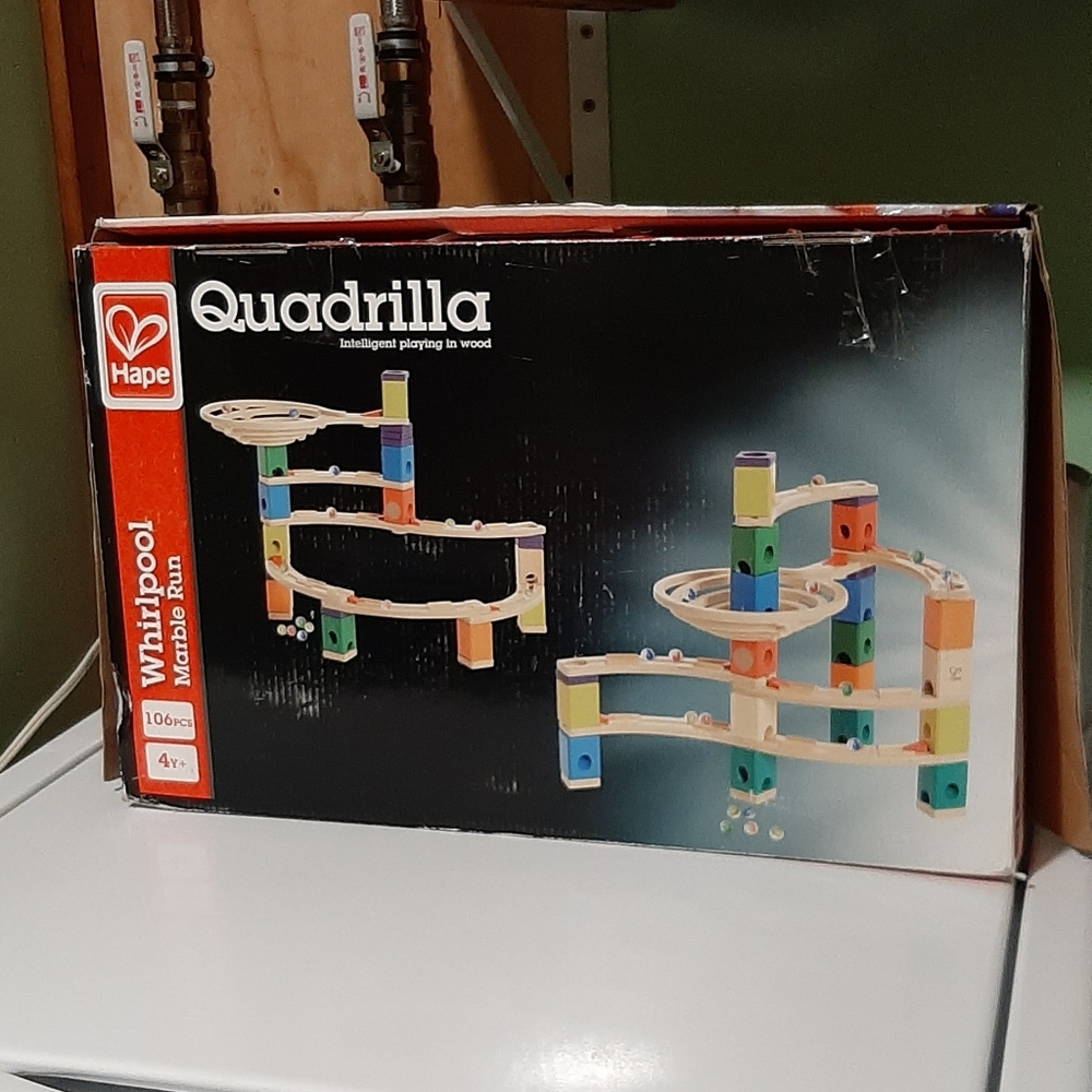 Quadrilla Whirlpool Marble Run - Vibrant Wooden Set